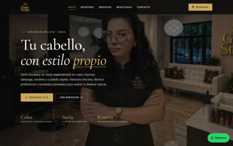 Web de Grand Styler en computador